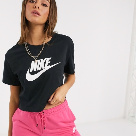 Nike cropped Futura logo t-shirt in black Woman’s size Small - Picture 1 of 12